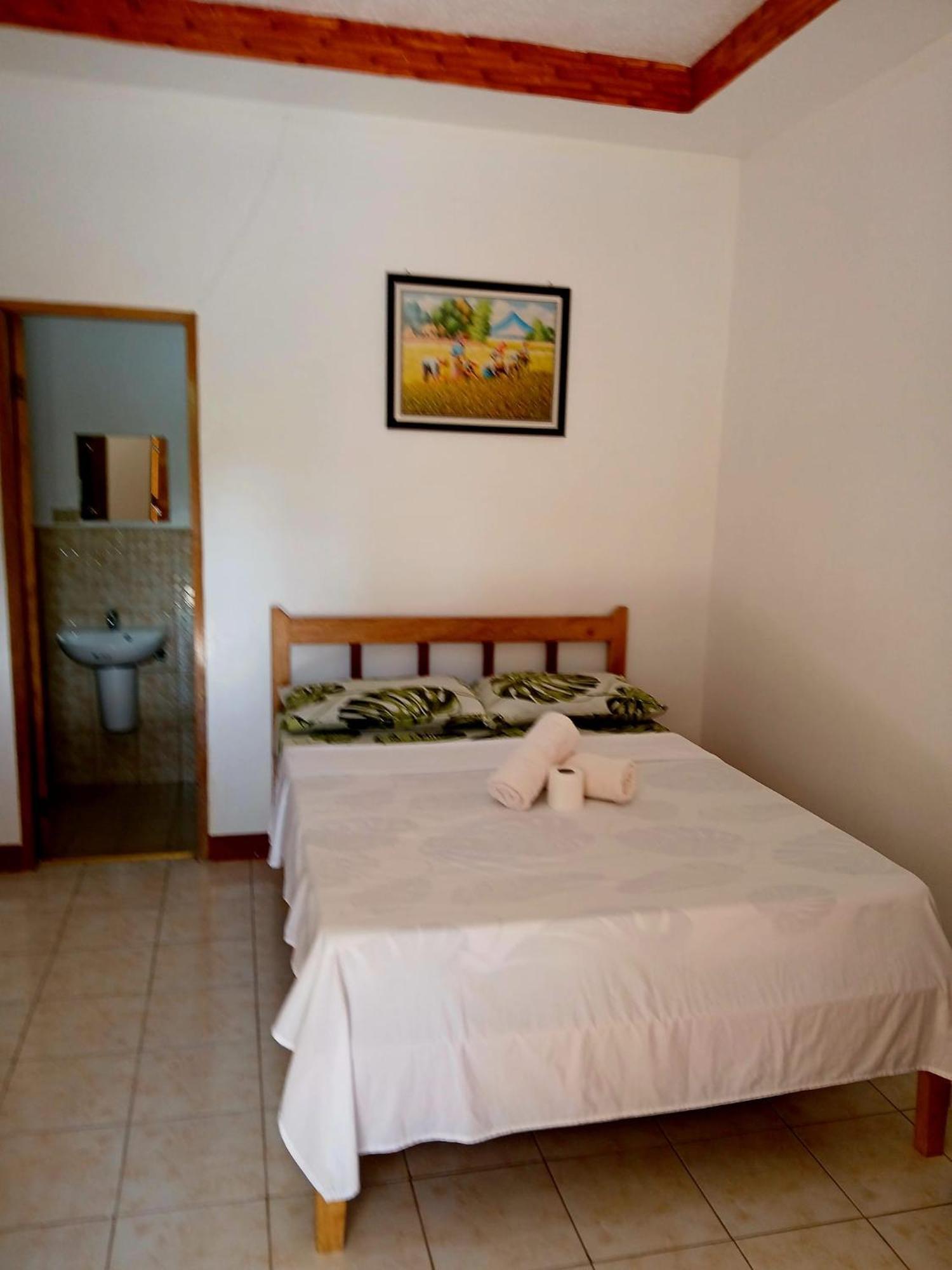 Hanna'S Place Rooms For Rent Solangon San Juan Siquijor Kültér fotó